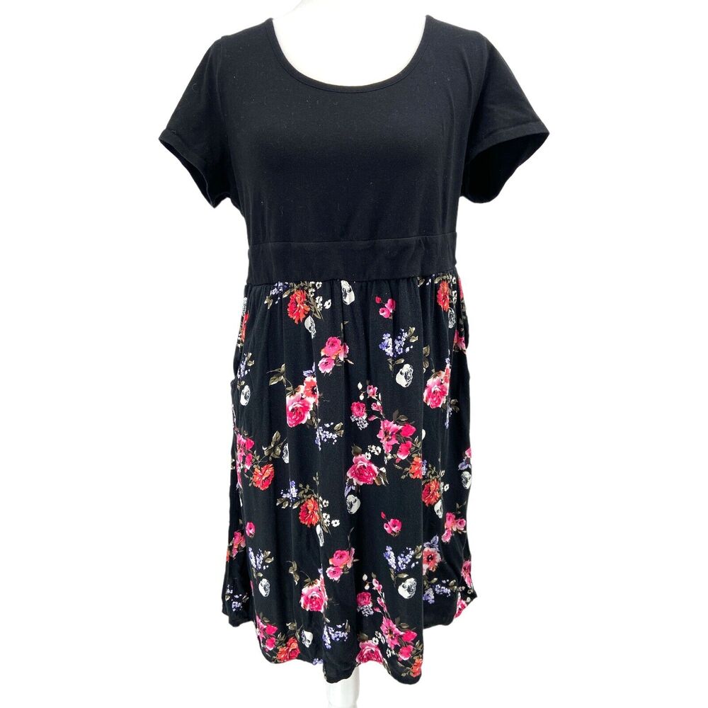Torrid Mini Challis and Knit Skater Dress Size 1X Black Skull Floral Pockets